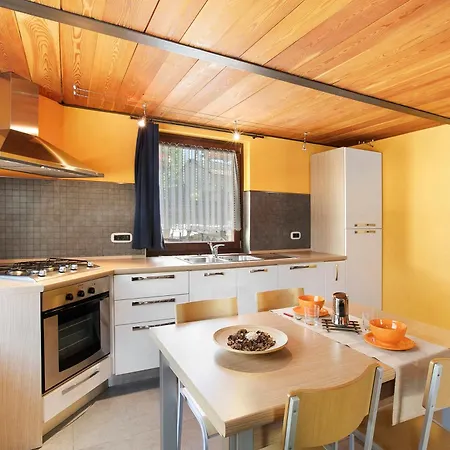 La Maison De Amelie - Bed Apartment Fenis